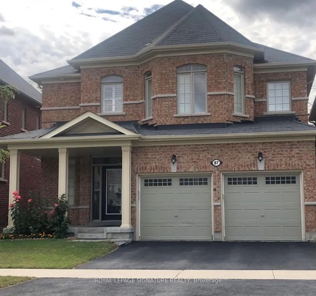 Front of Unit Lower, 87 Stockell Crescent