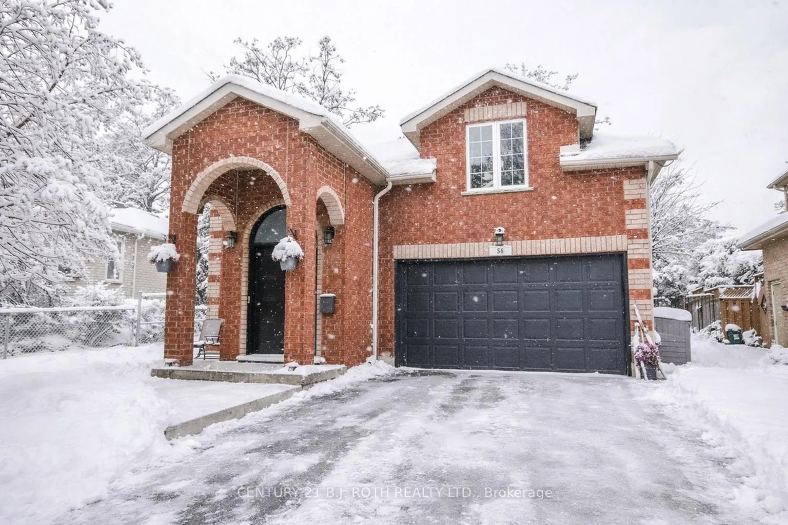 Photo 1 of 56 Monique Crescent, Barrie, East Bayfield — HOMEH