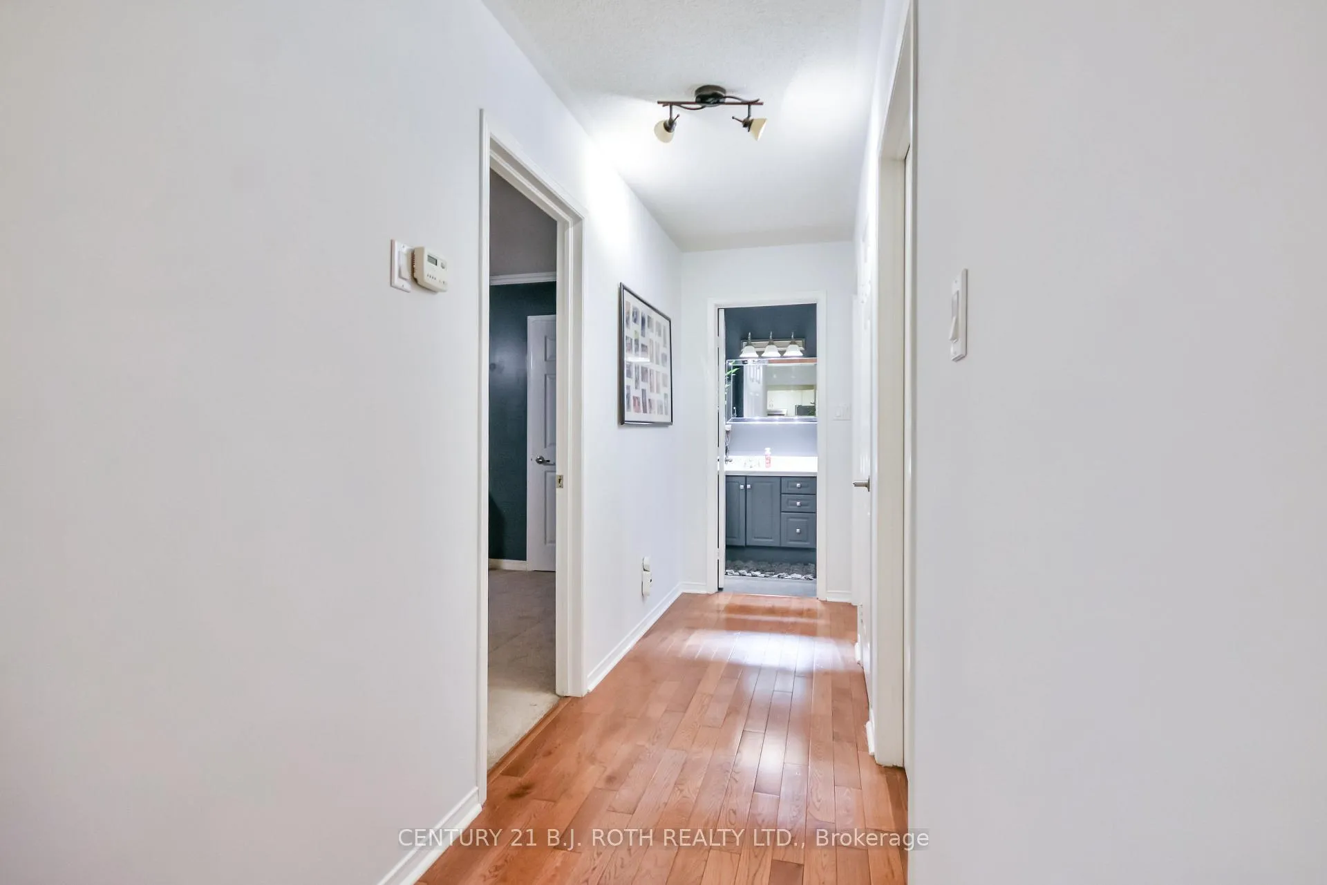 Photo 14 of 56 Monique Crescent, Barrie, East Bayfield — HOMEH