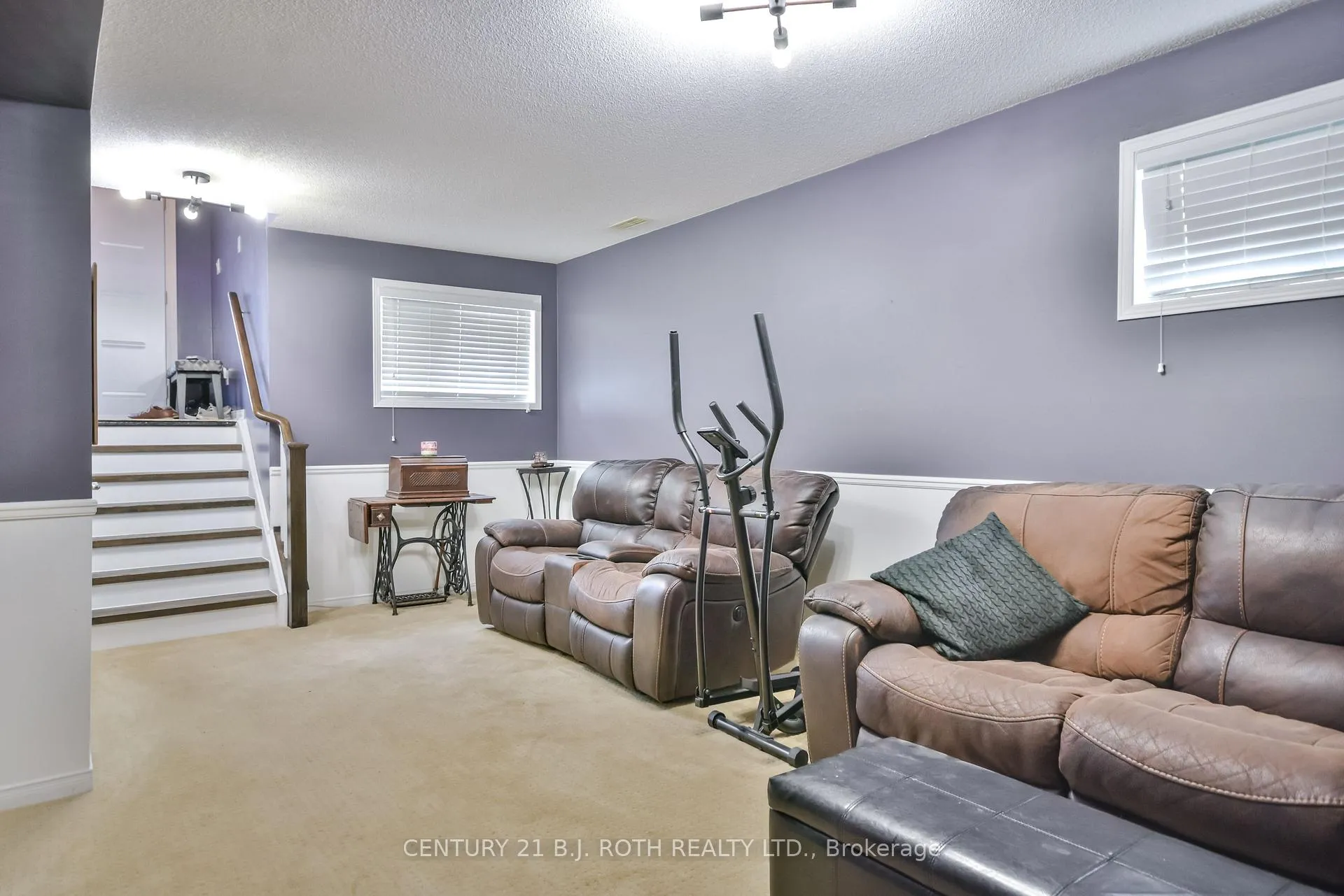 Photo 23 of 56 Monique Crescent, Barrie, East Bayfield — HOMEH