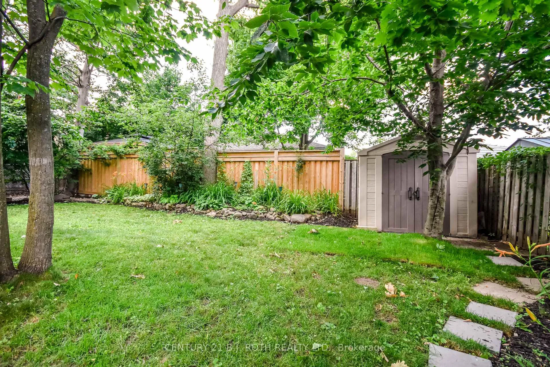Photo 27 of 56 Monique Crescent, Barrie, East Bayfield — HOMEH