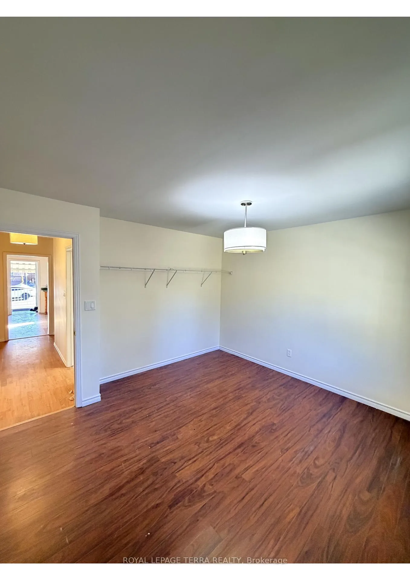 Photo 11 of 114 Adelaide Avenue E, Oshawa, O'Neill — HOMEH