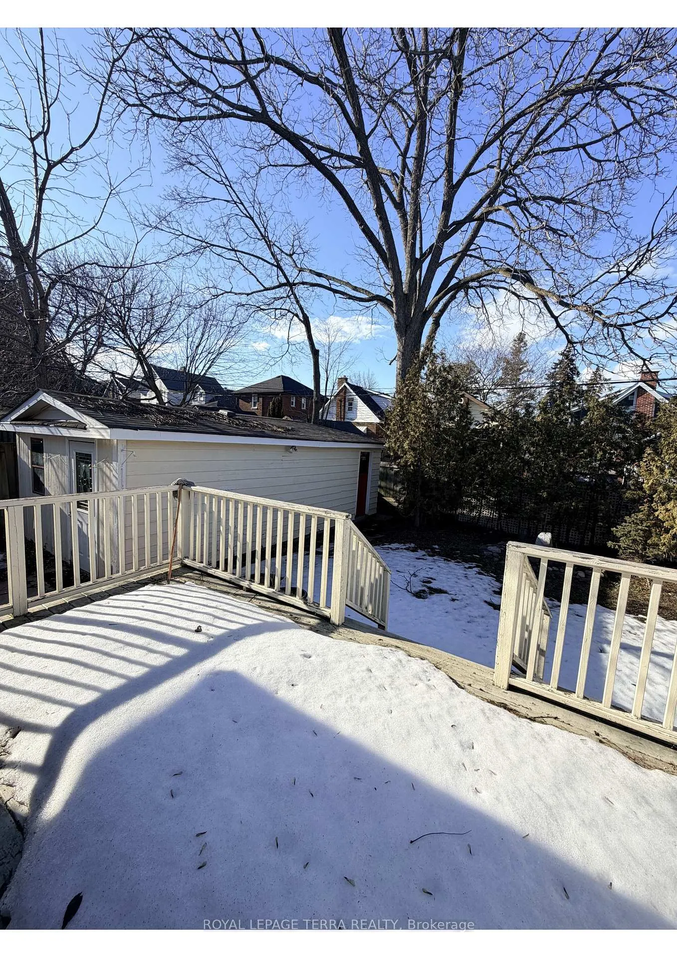 Photo 15 of 114 Adelaide Avenue E, Oshawa, O'Neill — HOMEH
