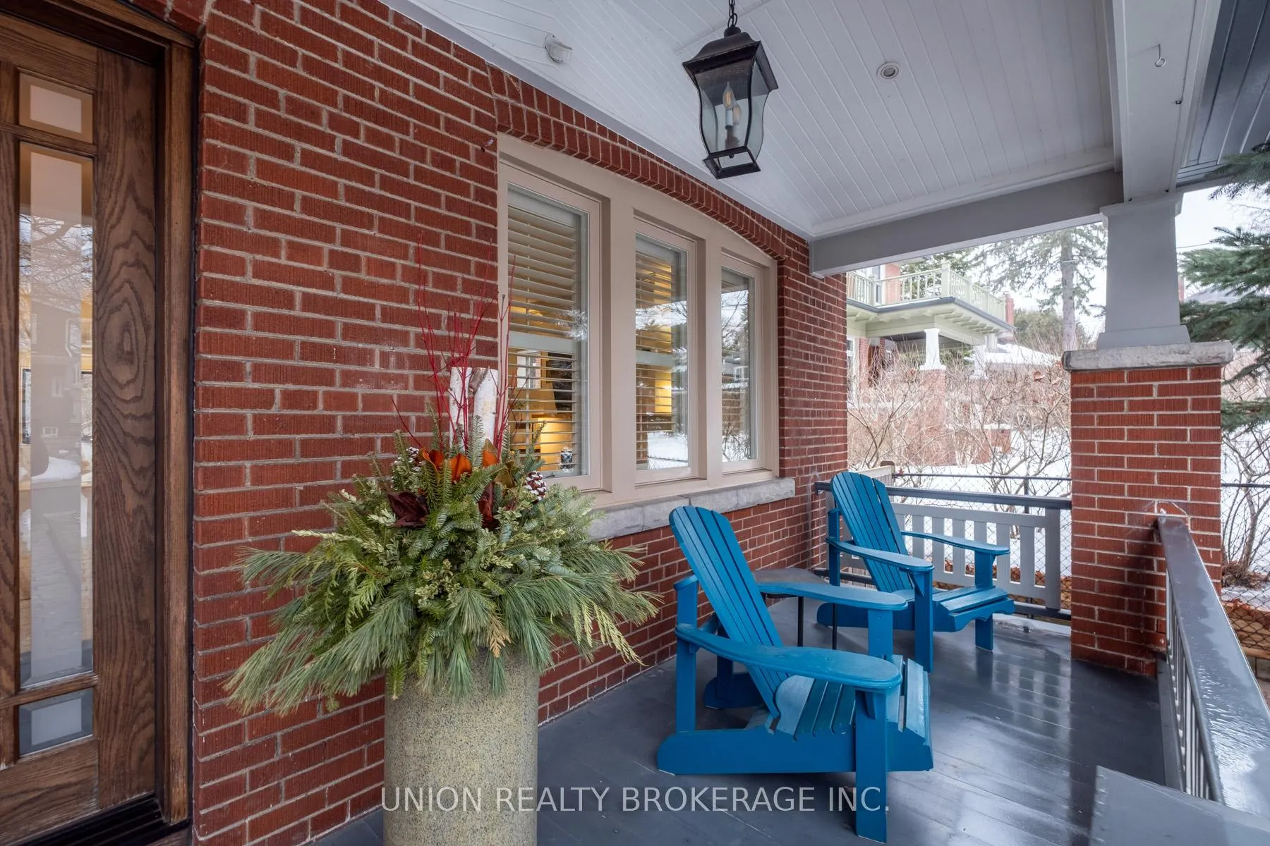 Photo 2 of 10 Hollywood Crescent, Toronto, Woodbine Corridor — HOMEH