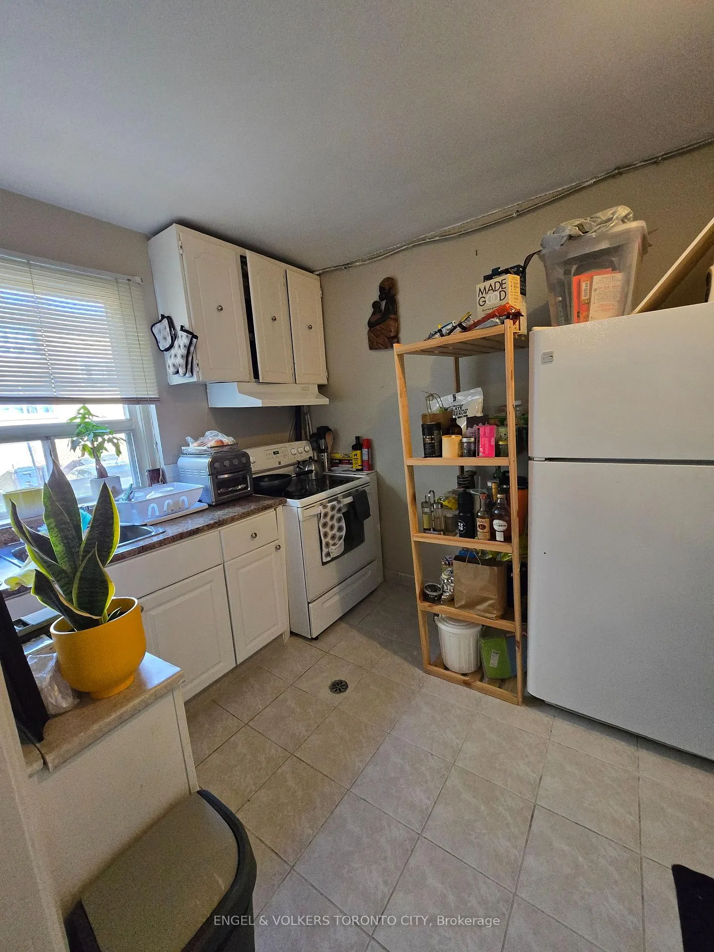 Photo 3 of Unit 1C, 45 Leduc Drive N, Etobicoke, Rexdale-Kipling — HOMEH