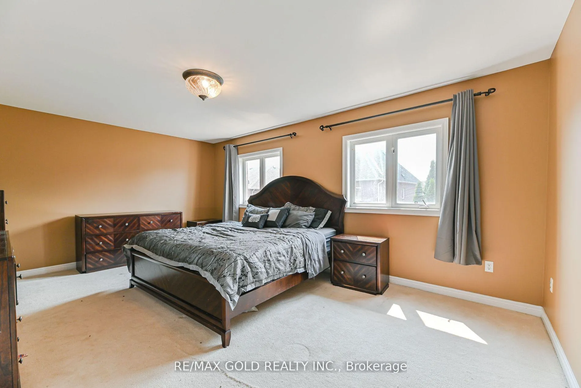 Photo 16 of 45 Treeline Boulevard, Brampton, Vales of Castlemore — HOMEH