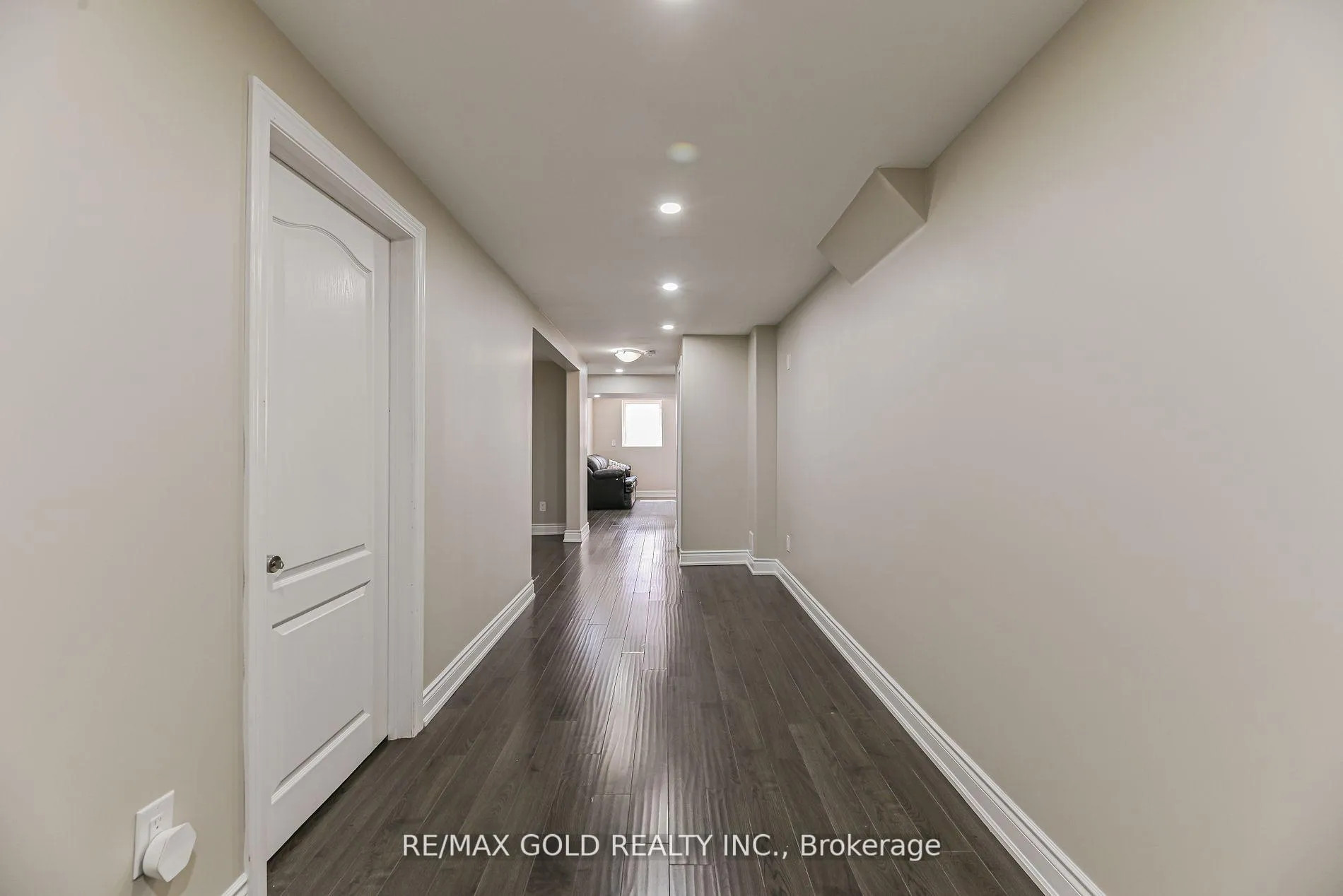 Photo 33 of 45 Treeline Boulevard, Brampton, Vales of Castlemore — HOMEH