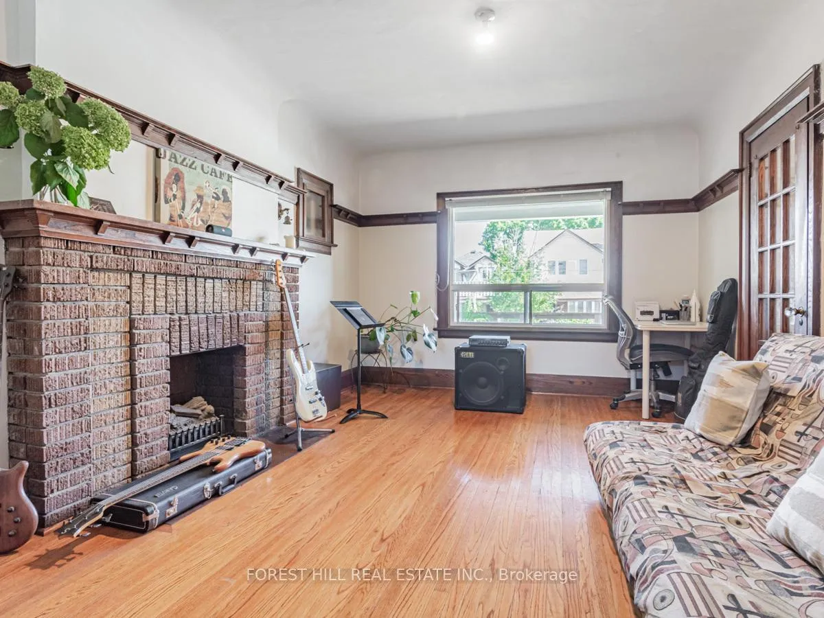 Photo 8 of 186 Westmount Avenue, Toronto, Oakwood Village — HOMEH