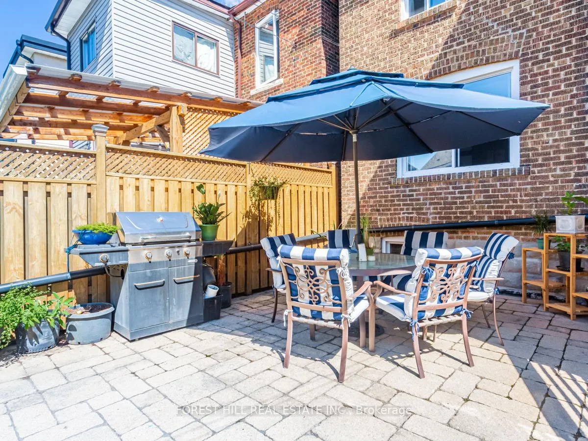 Photo 33 of 186 Westmount Avenue, Toronto, Oakwood Village — HOMEH
