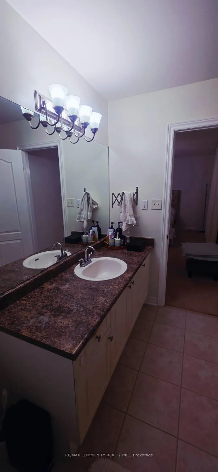 Photo 5 of 311 Andrews Trail N, Milton, Clarke — HOMEH