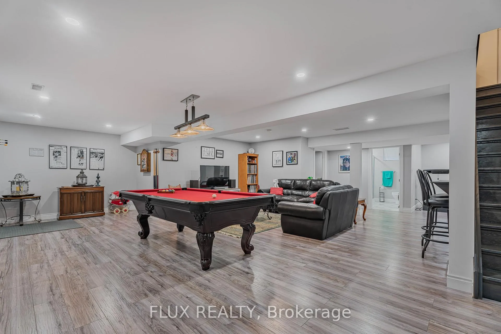 Photo 17 of 192 Oak Street, Norfolk, Simcoe — HOMEH