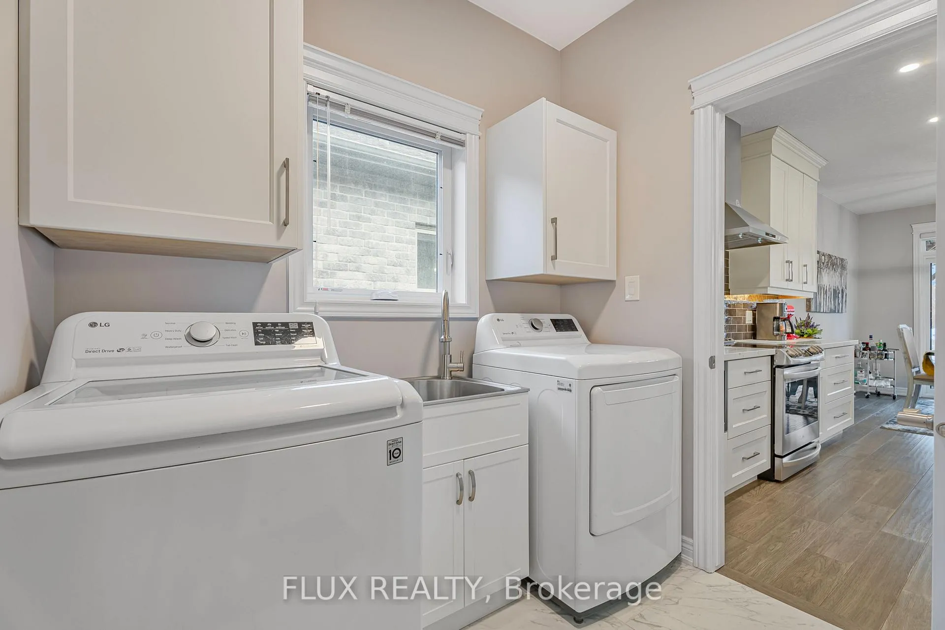 Photo 21 of 192 Oak Street, Norfolk, Simcoe — HOMEH