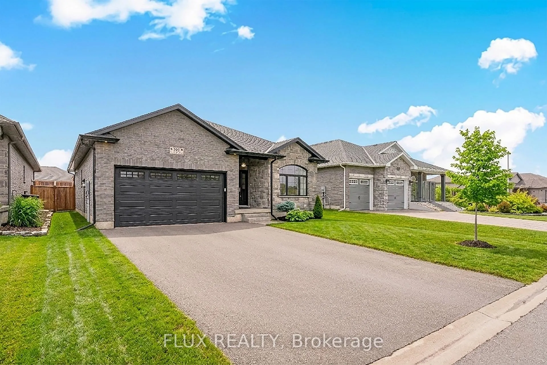 Photo 26 of 192 Oak Street, Norfolk, Simcoe — HOMEH
