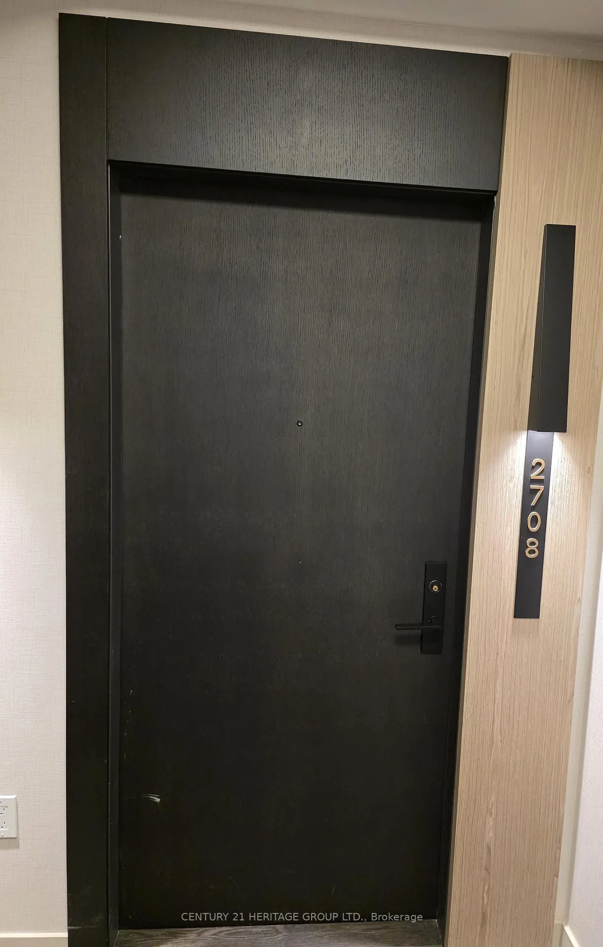 Photo 5 of Unit 2708, 20 Soudan Avenue, Toronto, Mount Pleasant West — HOMEH