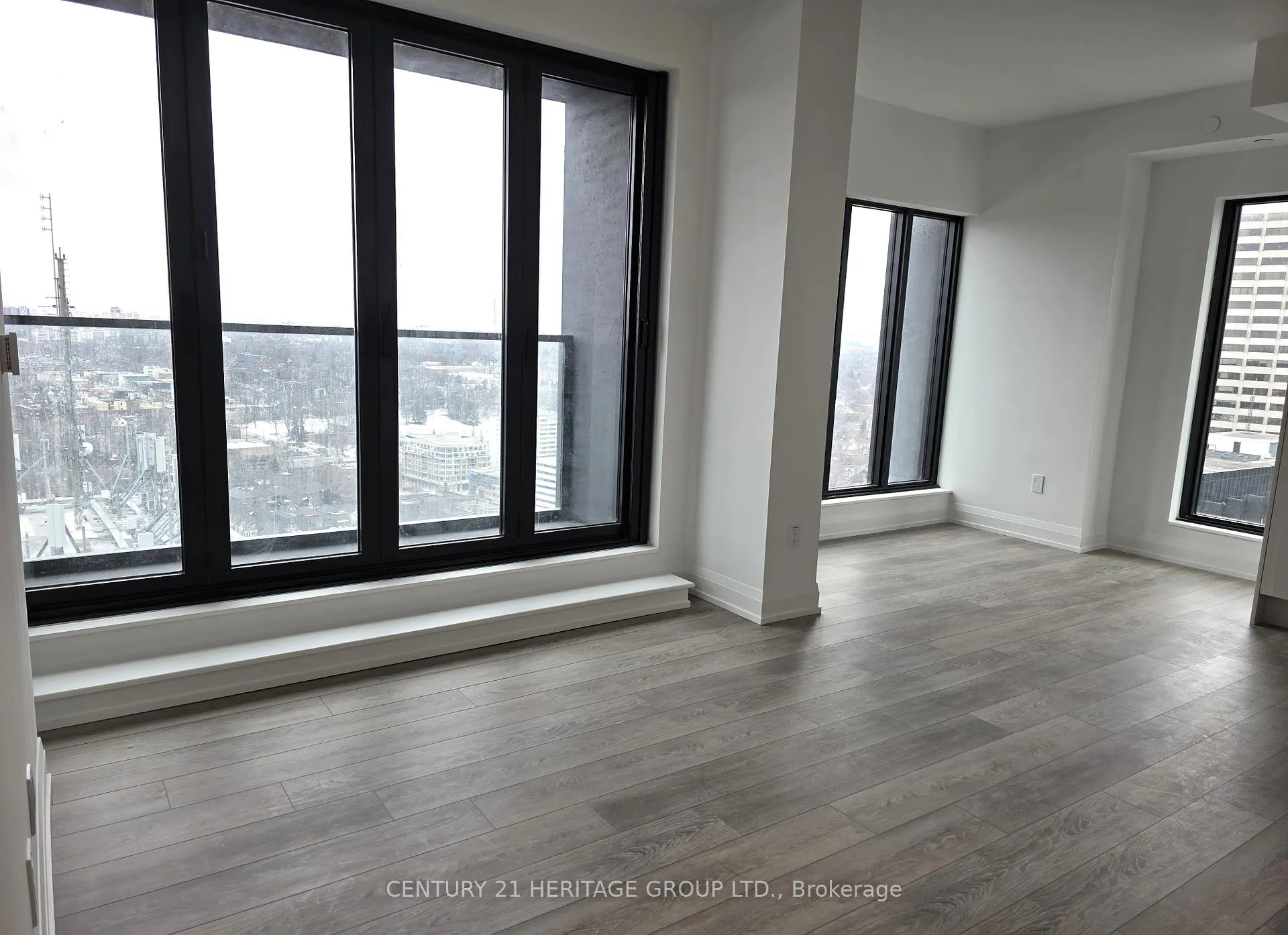 Photo 7 of Unit 2708, 20 Soudan Avenue, Toronto, Mount Pleasant West — HOMEH