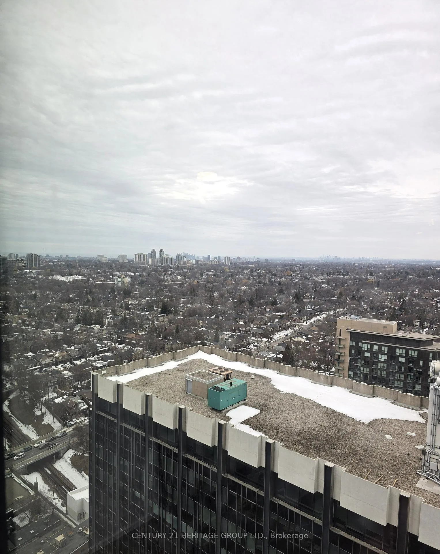 Photo 9 of Unit 2708, 20 Soudan Avenue, Toronto, Mount Pleasant West — HOMEH