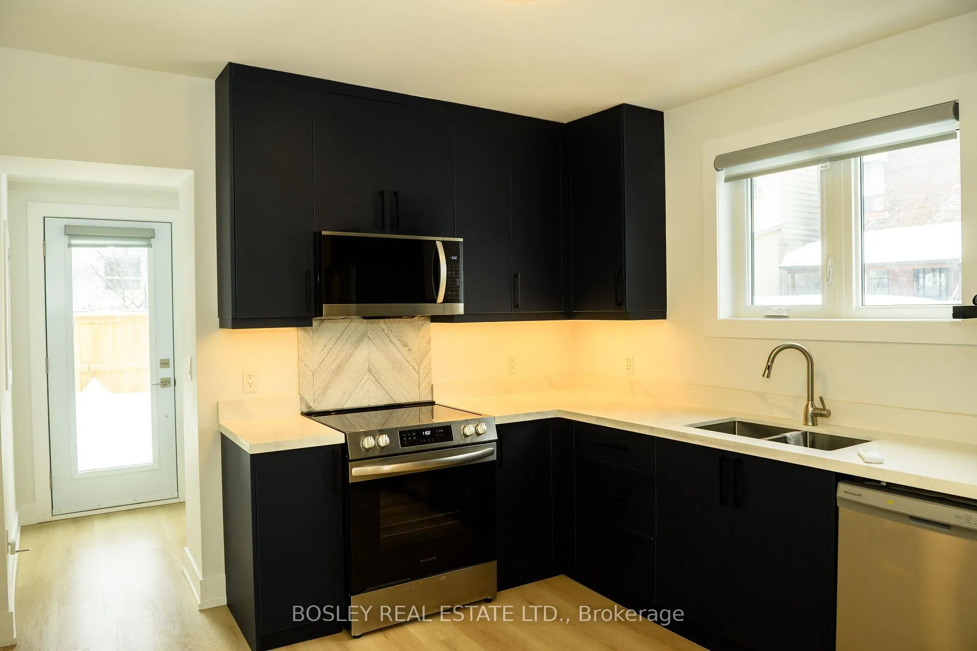 Photo 6 of Unit 1, 214 Simpson Avenue, Toronto, North Riverdale — HOMEH