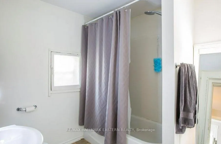 Photo 12 of Unit Main Floor, 279 William Street, Peterborough, Town Ward 3 — HOMEH