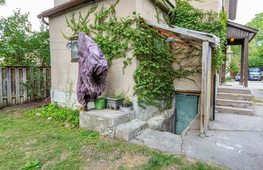 Photo 16 of Unit Main Floor, 279 William Street, Peterborough, Town Ward 3 — HOMEH