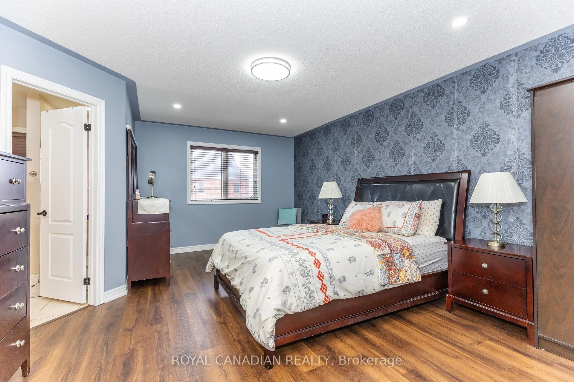 Photo 24 of 6 Mediterra Drive, Vaughan, Vellore Village — HOMEH