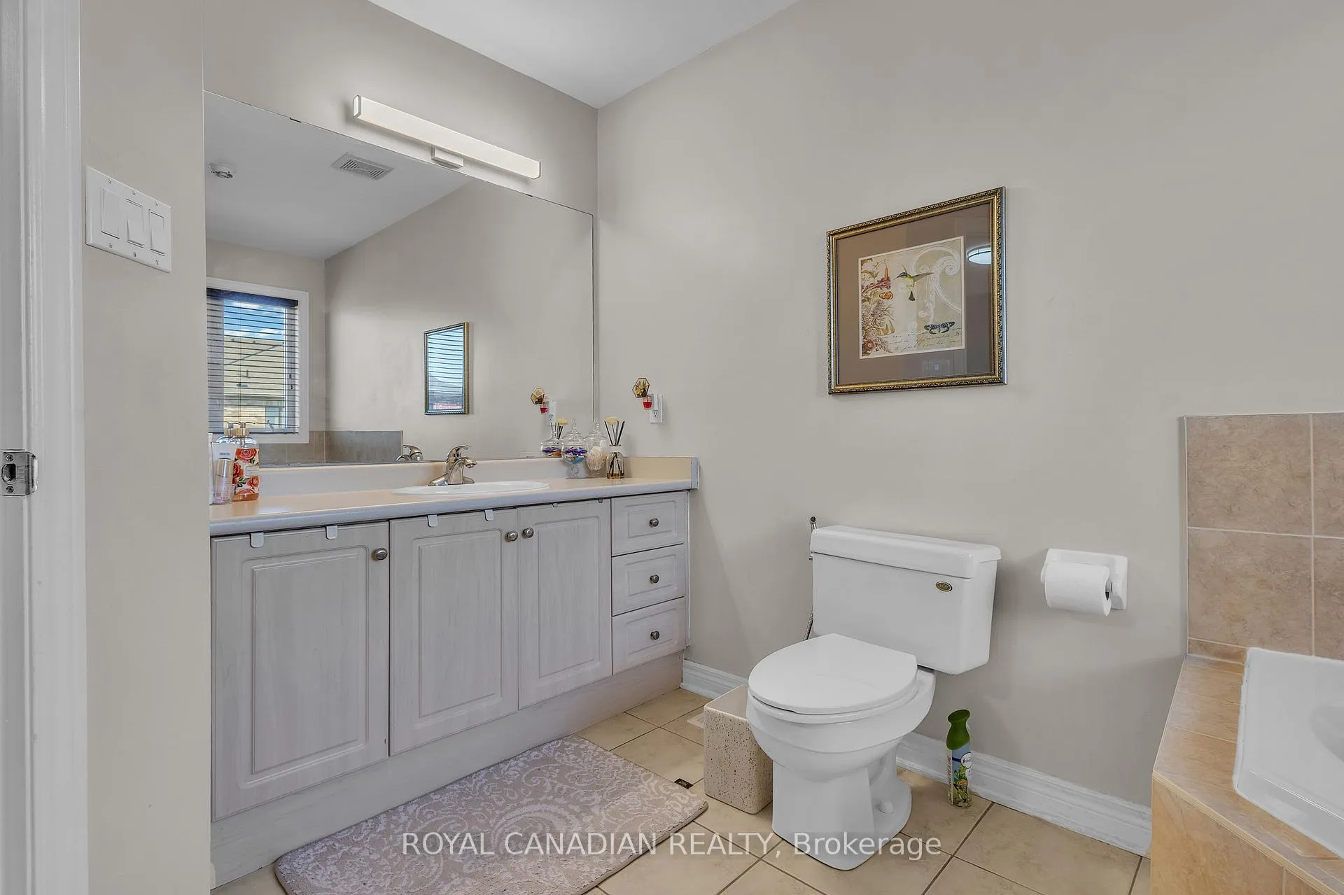 Photo 26 of 6 Mediterra Drive, Vaughan, Vellore Village — HOMEH