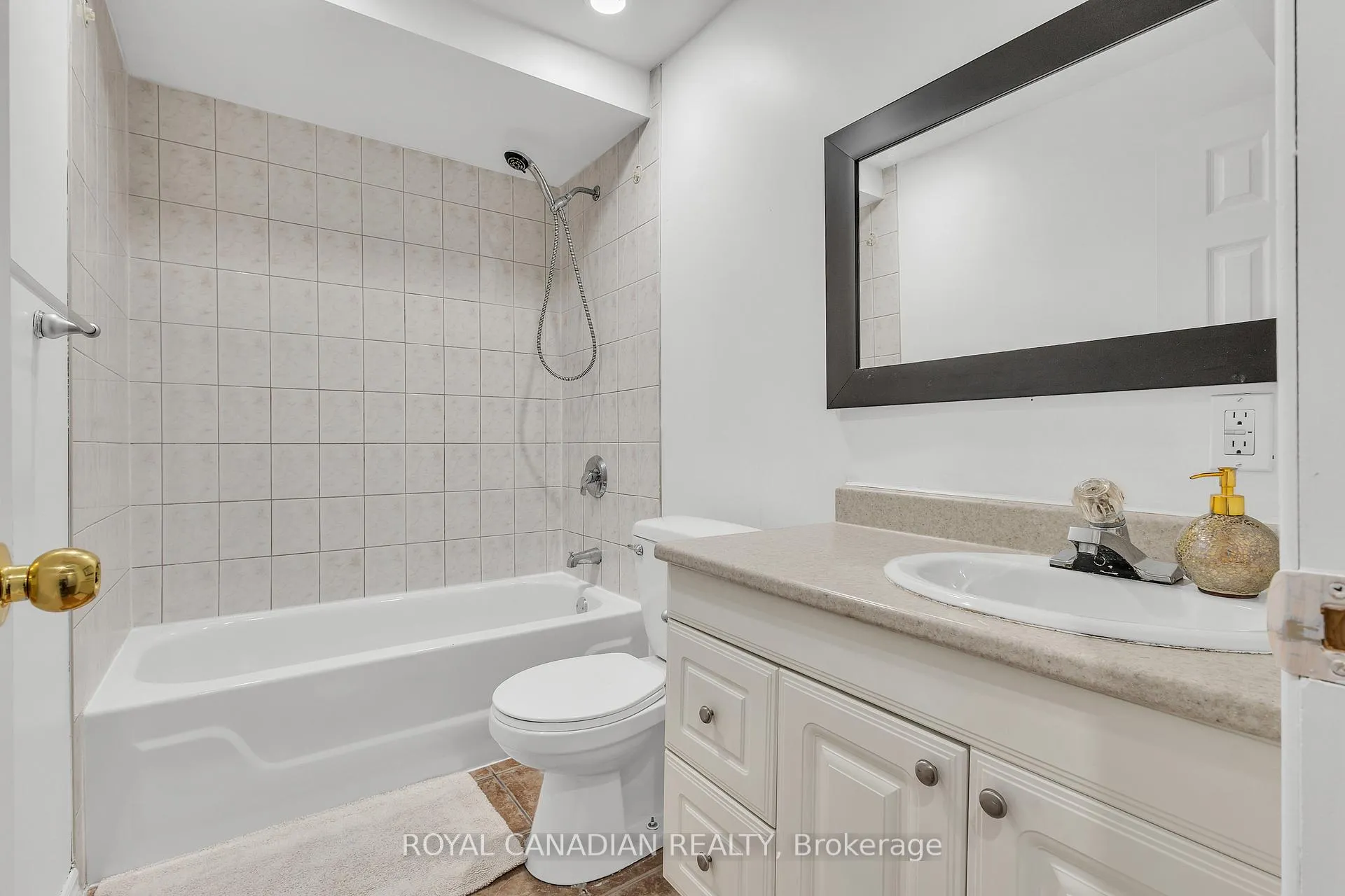 Photo 41 of 6 Mediterra Drive, Vaughan, Vellore Village — HOMEH