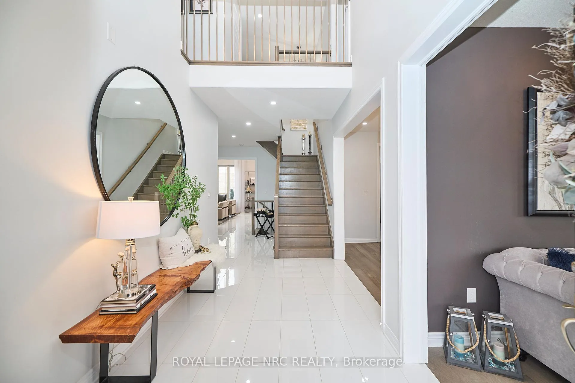 Photo 2 of 31 Bergenstein Cres, Pelham, Fonthill — HOMEH