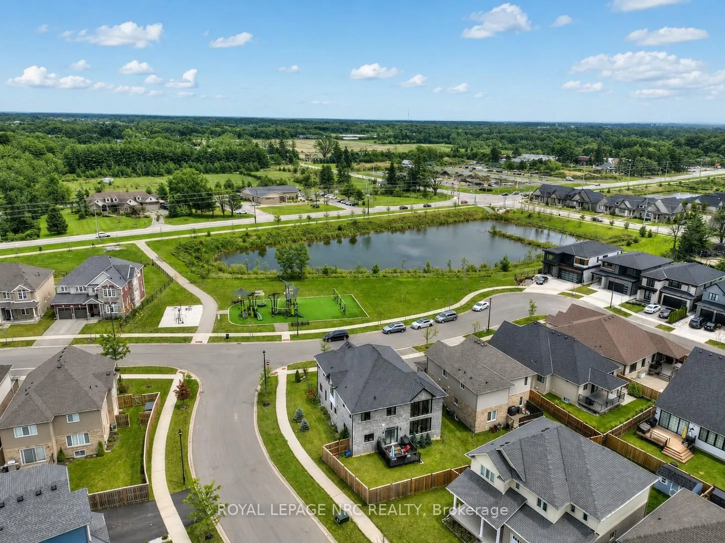 Photo 49 of 31 Bergenstein Cres, Pelham, Fonthill — HOMEH
