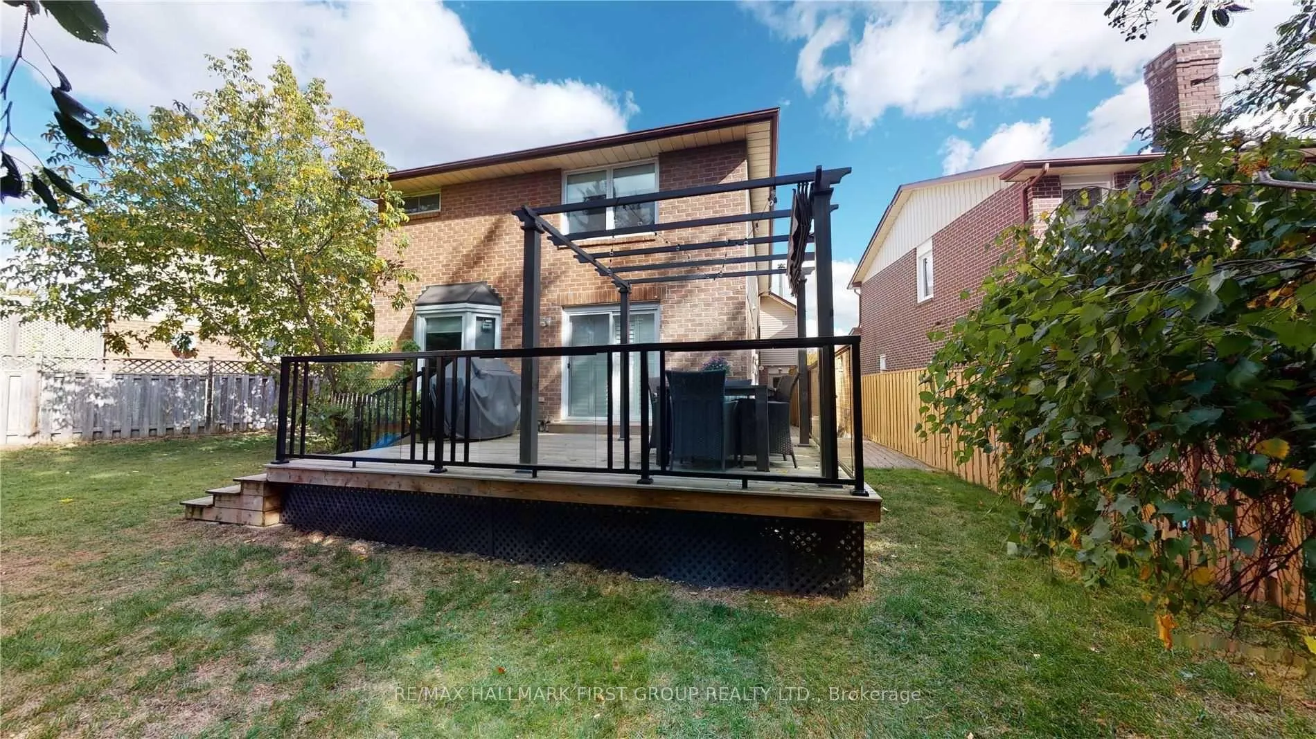 Photo 40 of 951 Gablehurst Crescent, Pickering, Liverpool — HOMEH