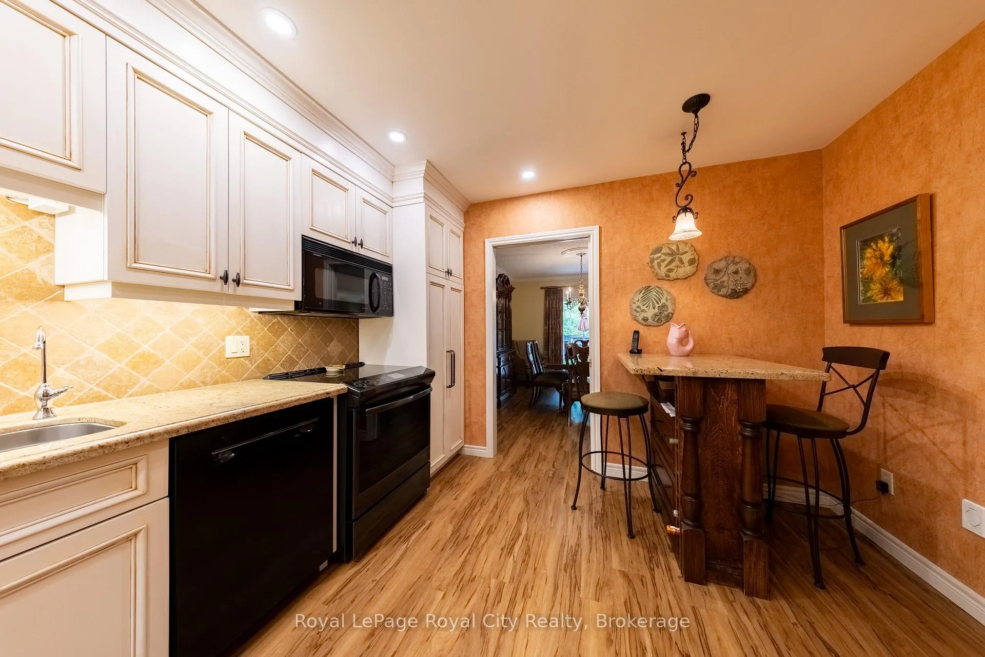 Photo 4 of Unit 101, 121 Waterloo Avenue, Guelph, Downtown — HOMEH