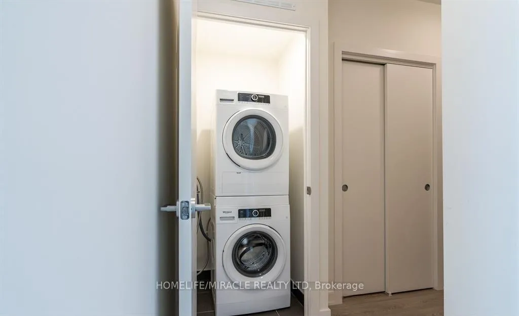 Photo 12 of Unit 1201, 212 King Street, Hamilton, Beasley — HOMEH