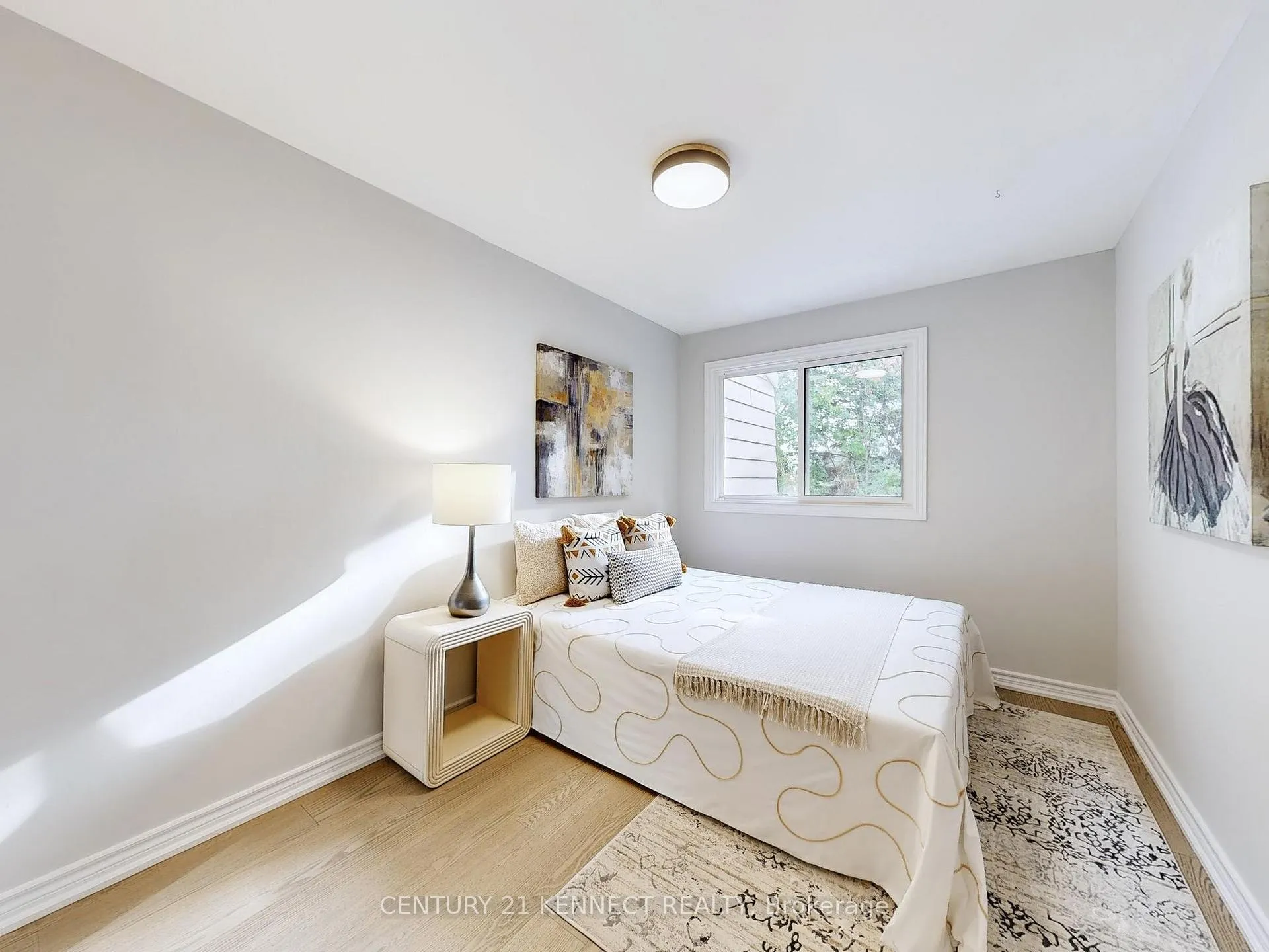 Photo 13 of Unit 8, 105 Carlton Road, Markham, Unionville — HOMEH