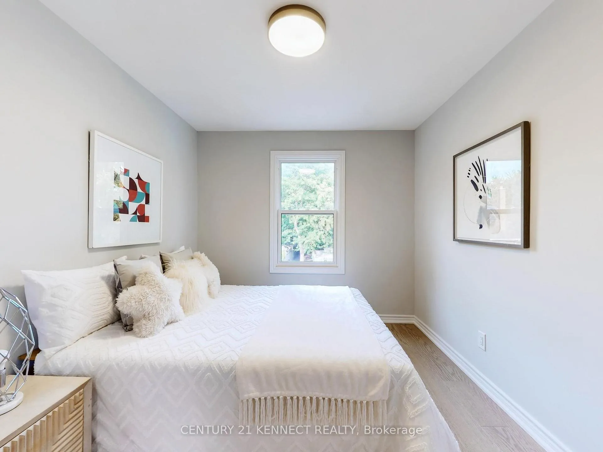 Photo 18 of Unit 8, 105 Carlton Road, Markham, Unionville — HOMEH