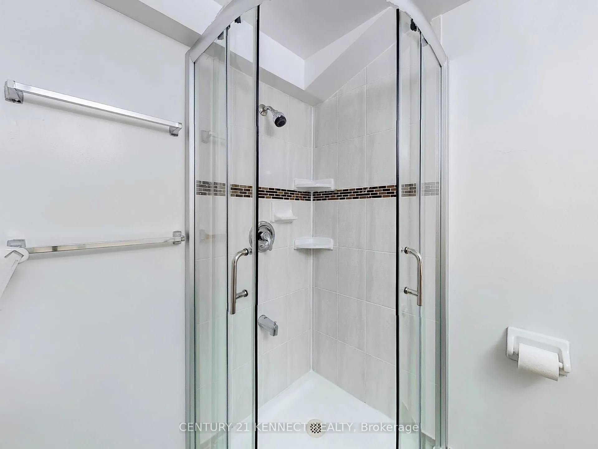 Photo 23 of Unit 8, 105 Carlton Road, Markham, Unionville — HOMEH