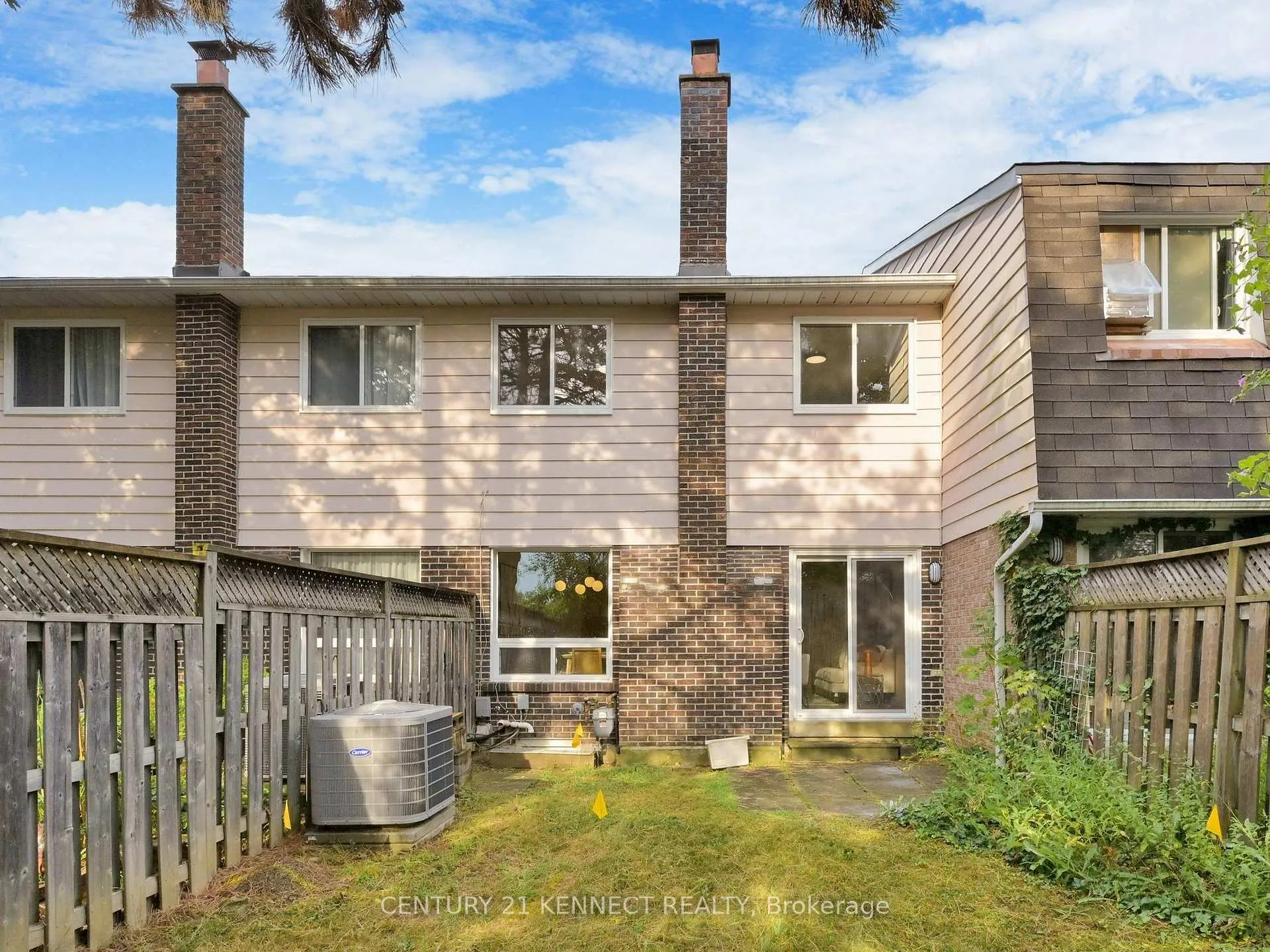 Photo 25 of Unit 8, 105 Carlton Road, Markham, Unionville — HOMEH