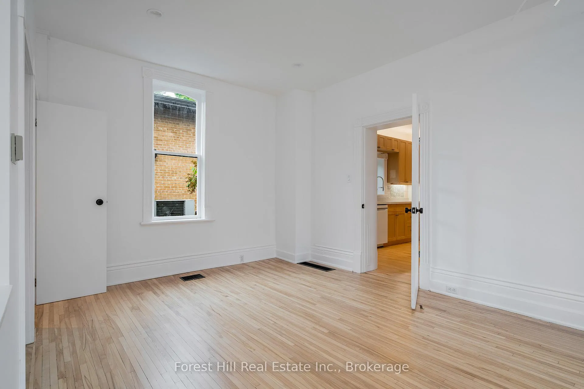 Photo 16 of 62 Bruce Street S, Blue Mountains — HOMEH