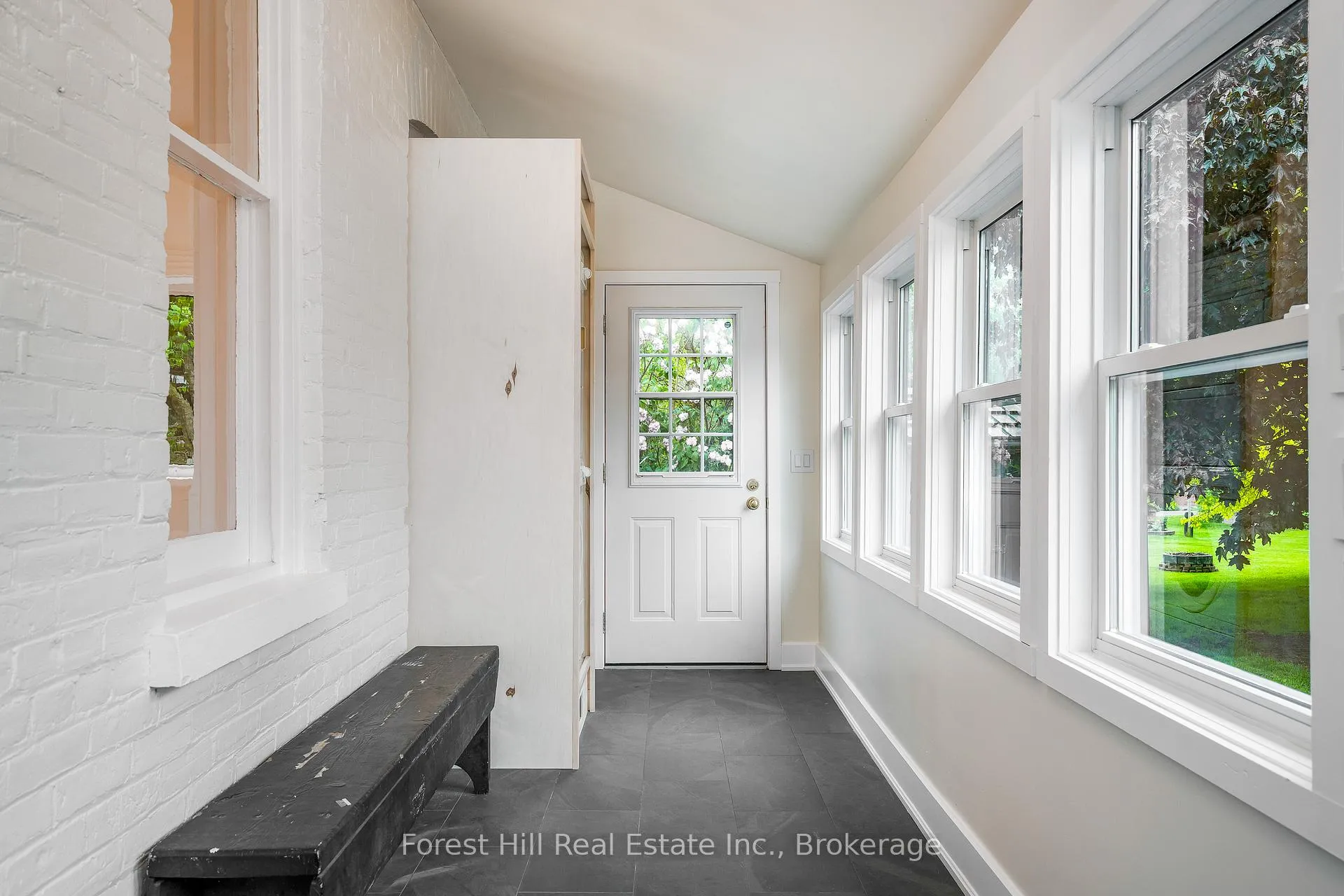 Photo 26 of 62 Bruce Street S, Blue Mountains — HOMEH