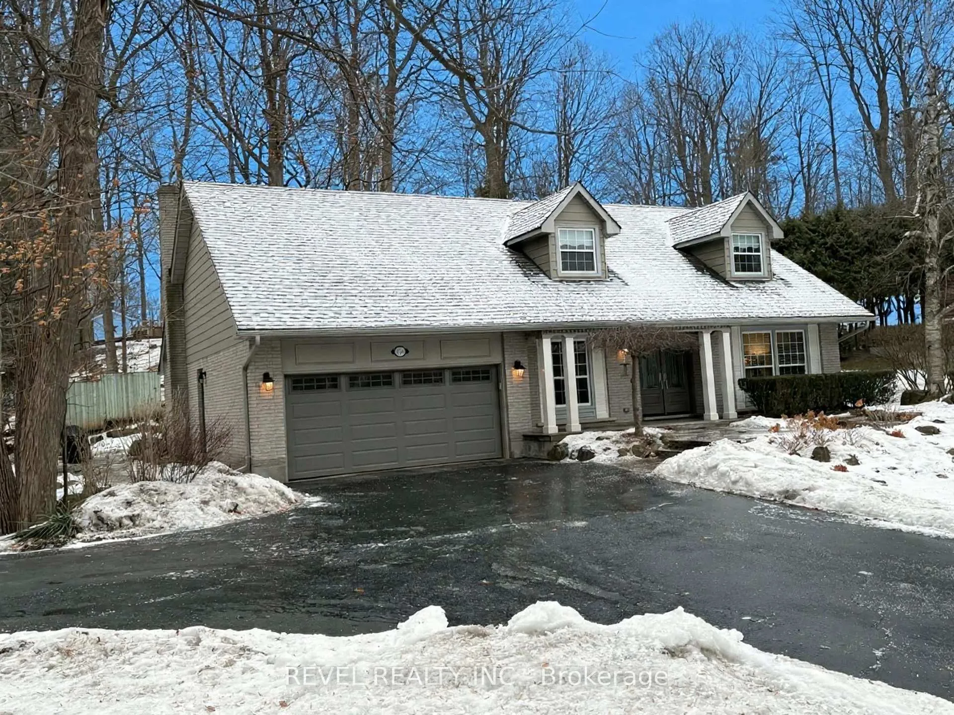 Photo 3 of 116 Campbell Avenue E, Milton, Campbellville — HOMEH