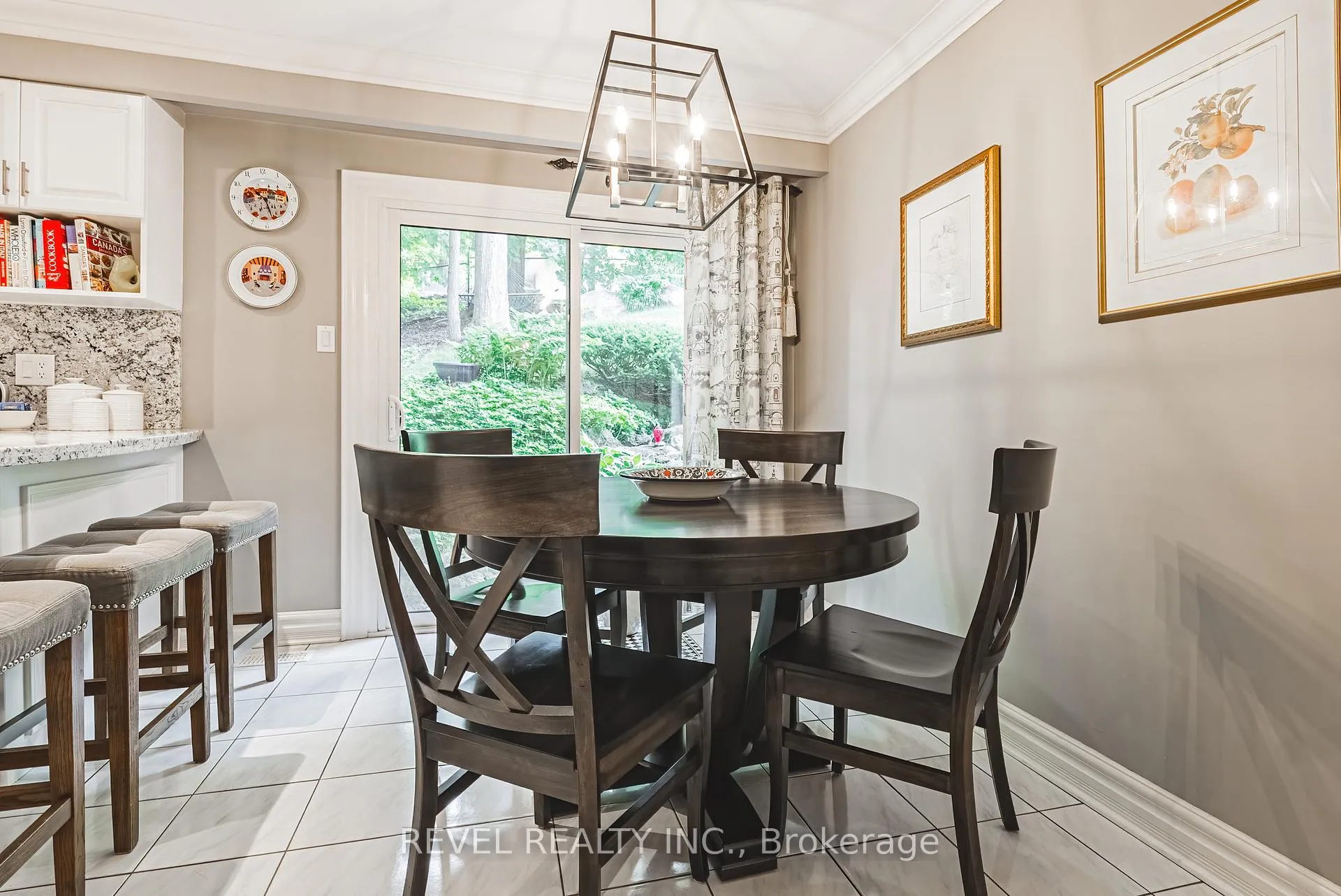 Photo 23 of 116 Campbell Avenue E, Milton, Campbellville — HOMEH