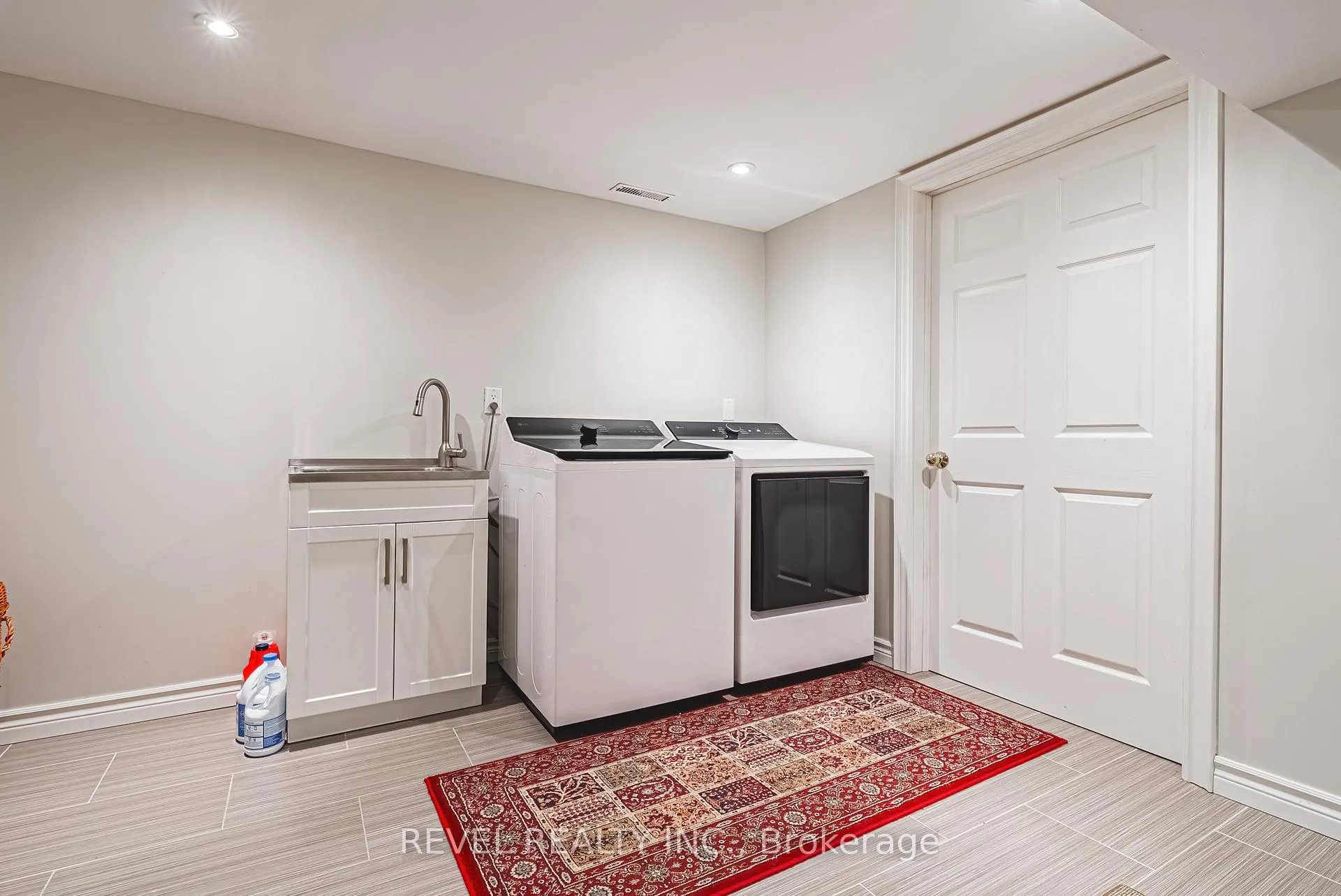 Photo 38 of 116 Campbell Avenue E, Milton, Campbellville — HOMEH