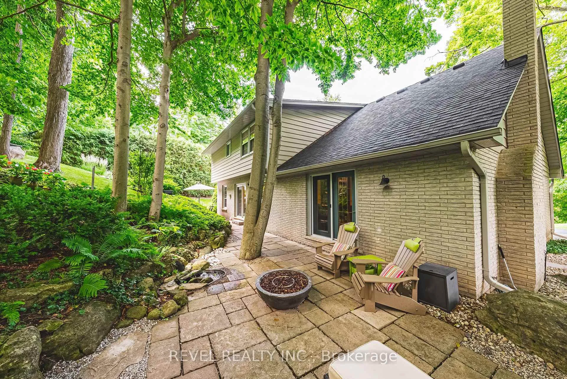 Photo 39 of 116 Campbell Avenue E, Milton, Campbellville — HOMEH