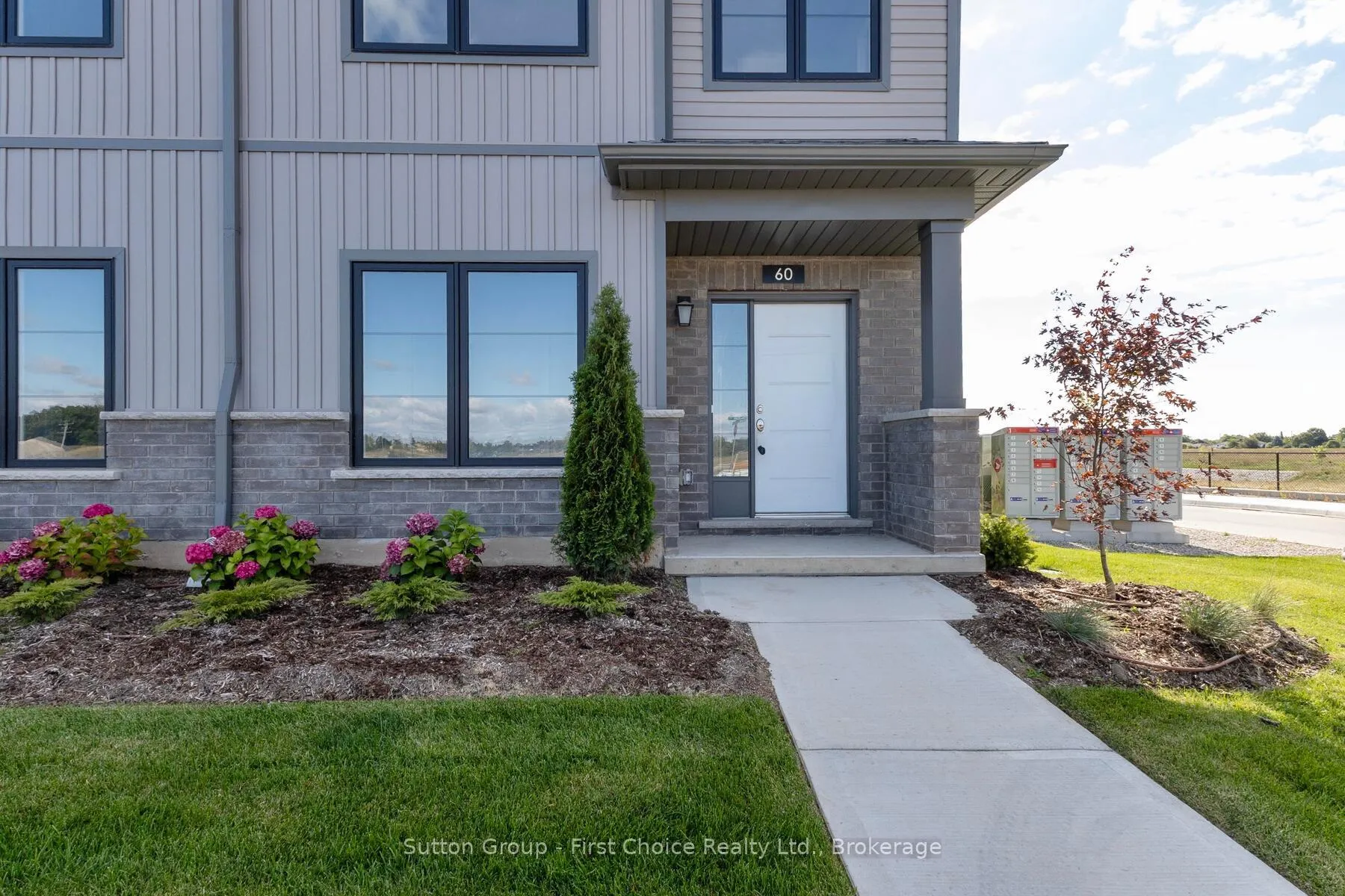 Photo 1 of 60 Balladry Boulevard, Stratford — HOMEH