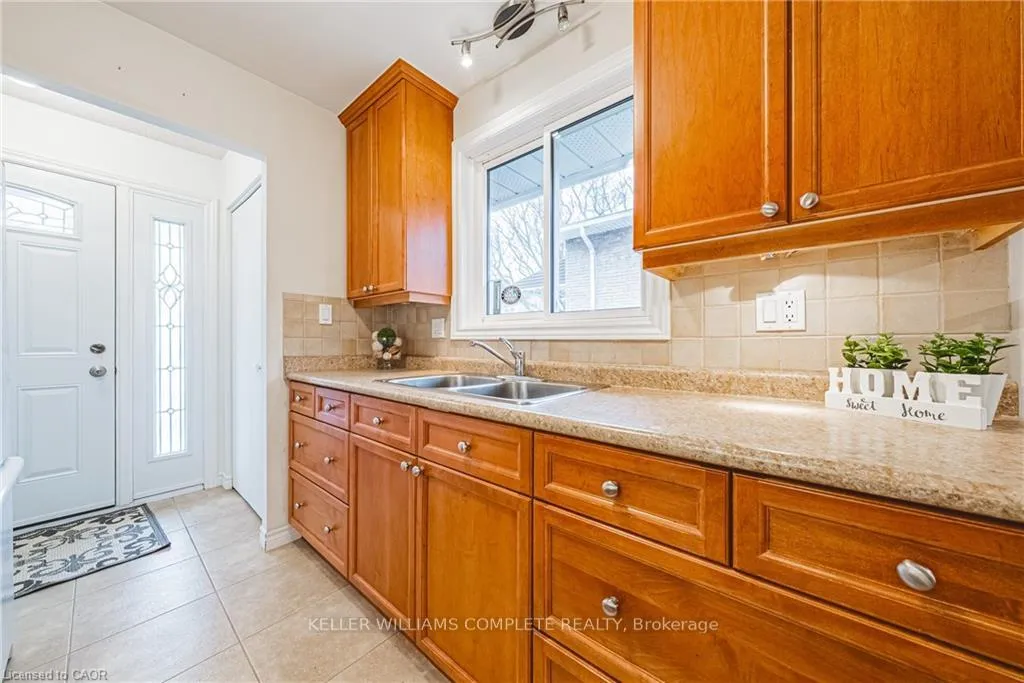 Photo 12 of 21 Lynwood Road, Hamilton, Fessenden — HOMEH