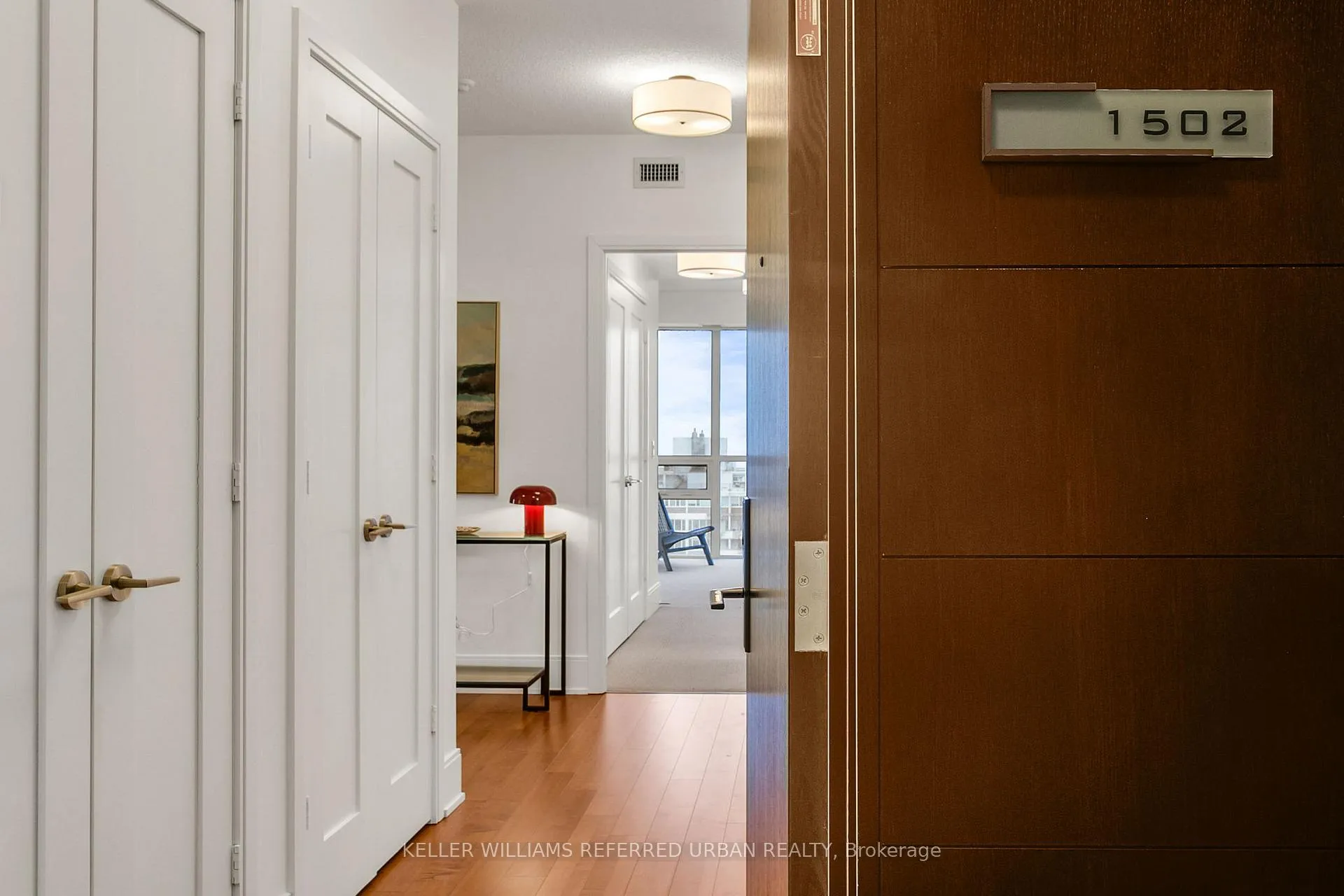 Photo 2 of Unit 1502, 25 Broadway Avenue, Toronto, Mount Pleasant West — HOMEH