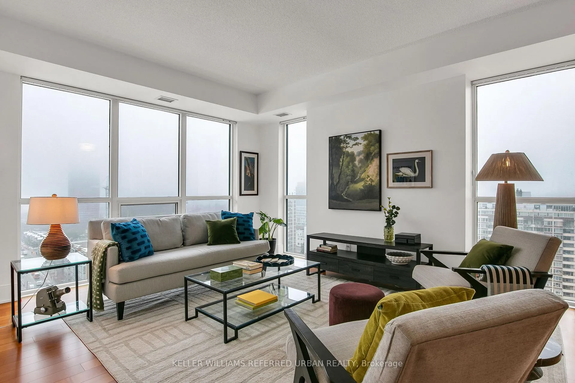 Photo 7 of Unit 1502, 25 Broadway Avenue, Toronto, Mount Pleasant West — HOMEH