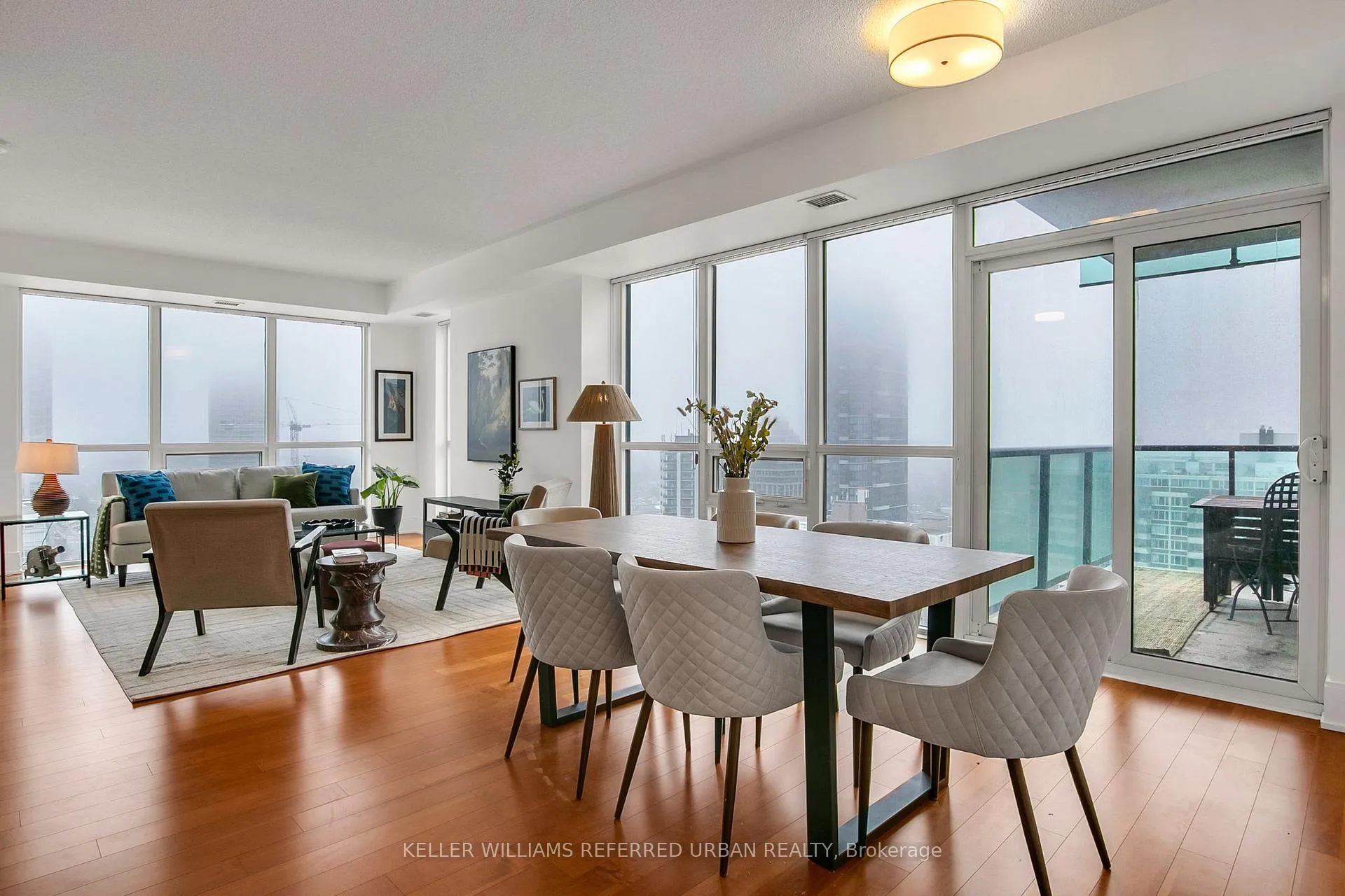 Photo 13 of Unit 1502, 25 Broadway Avenue, Toronto, Mount Pleasant West — HOMEH