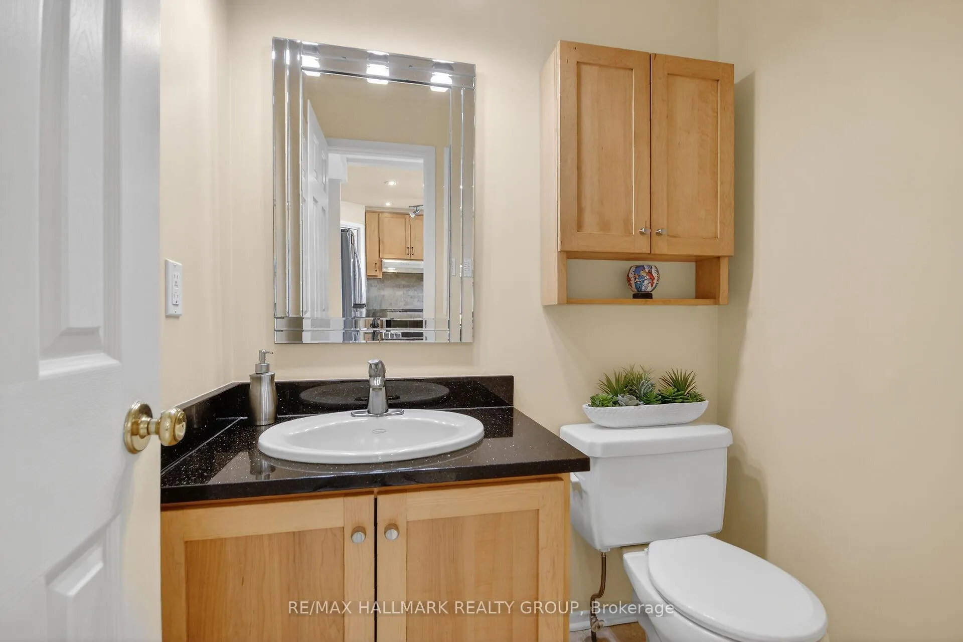 Photo 15 of 1722 Rodin Way, Ottawa, Chateauneuf — HOMEH