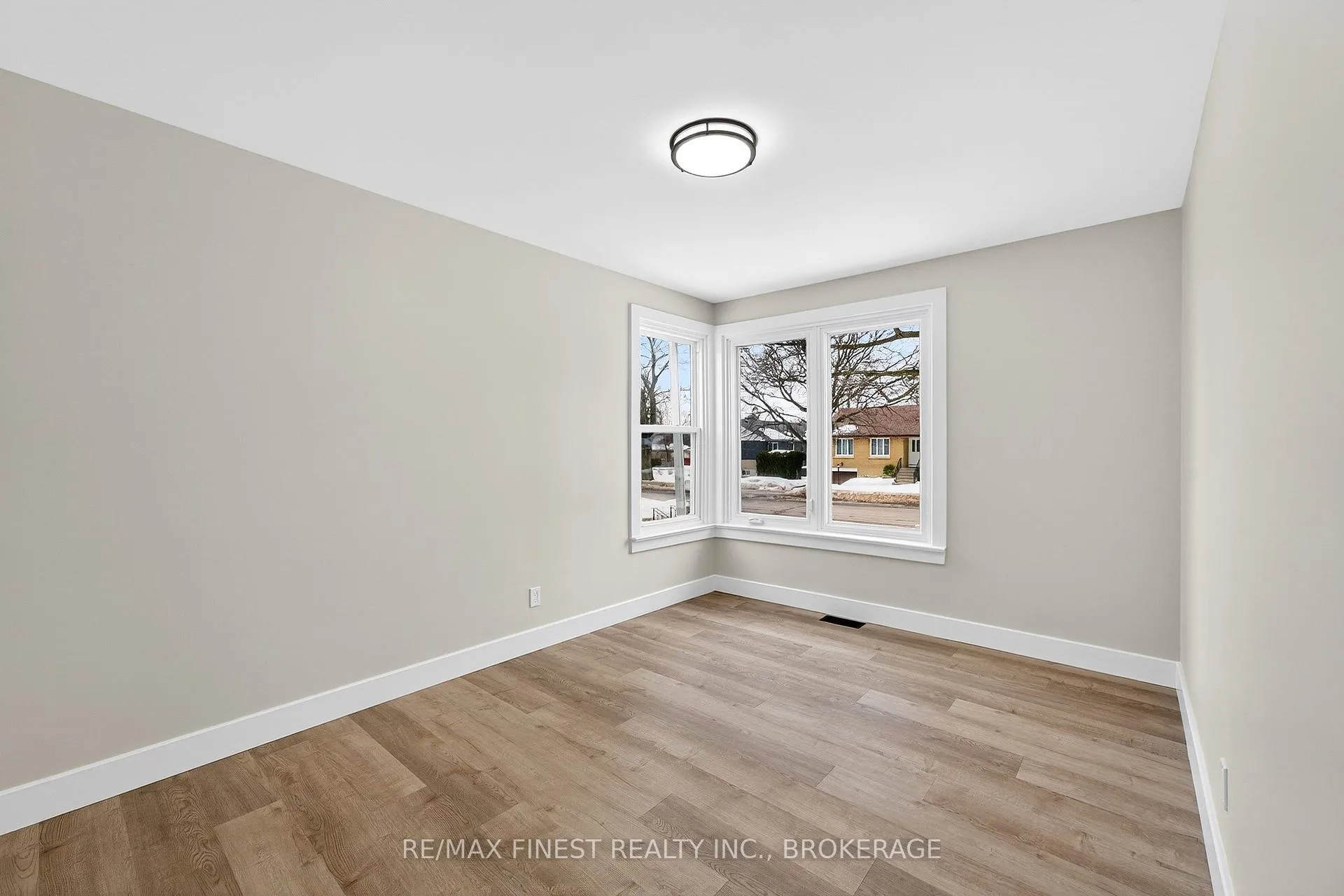 Photo 16 of 77 Westmoreland Road, Kingston, West of Sir John A. Blvd — HOMEH