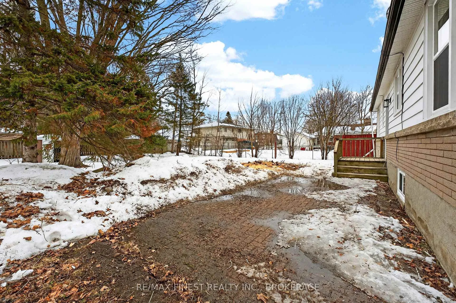 Photo 35 of 77 Westmoreland Road, Kingston, West of Sir John A. Blvd — HOMEH