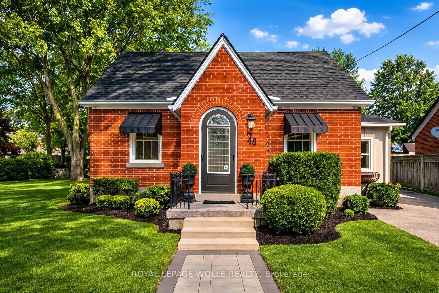 Photo 1 of 78 Stirling Avenue S, Waterloo — HOMEH